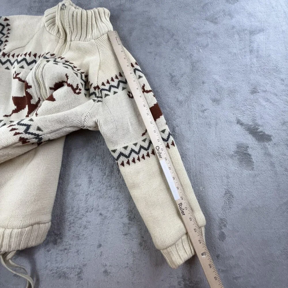 Vintage International Jacket Mens Small Reversible Deer Knit Lined 80s